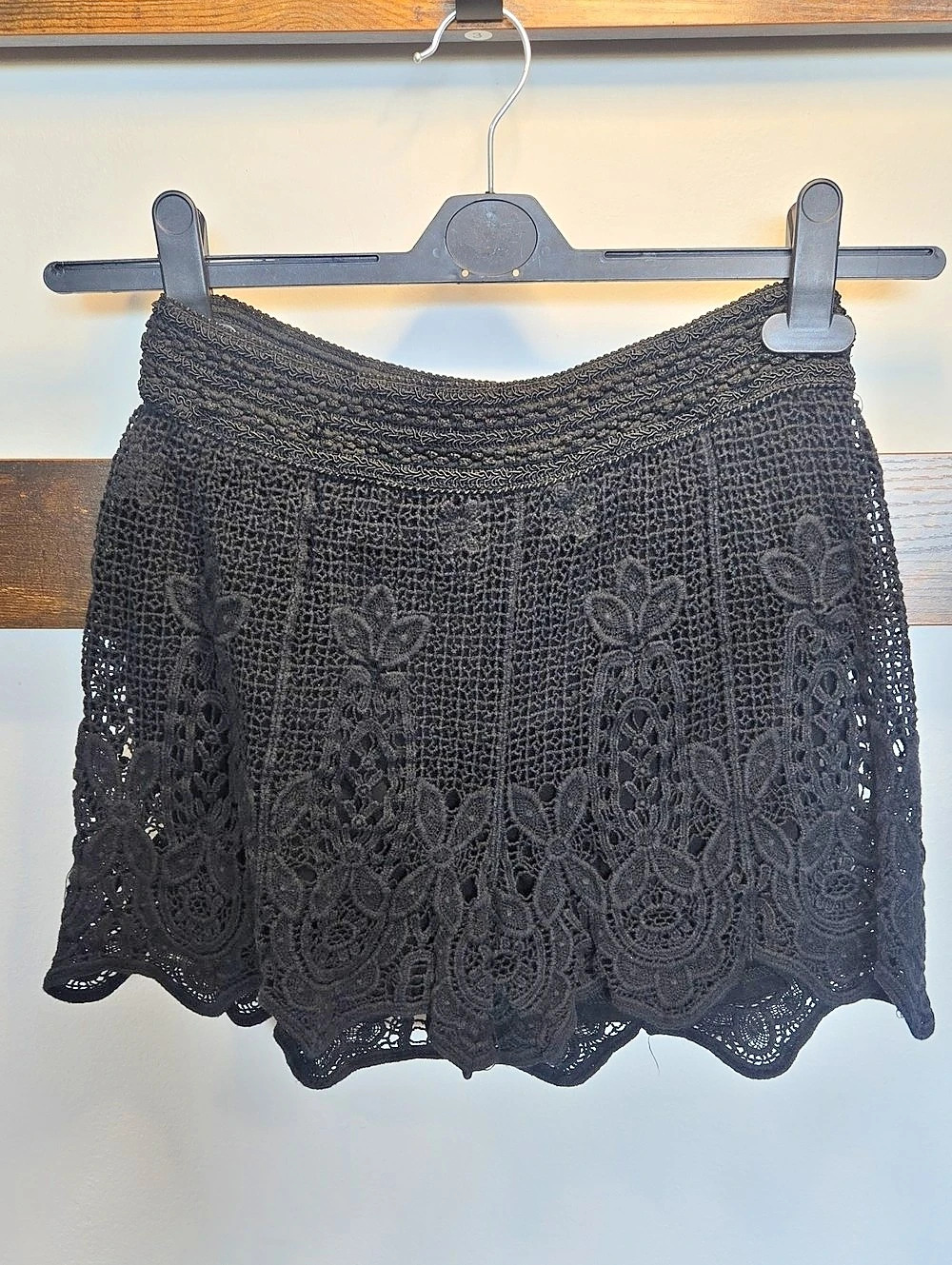 Miss Kelly 1999 Floral Lace Mini Skirt Size Medium Y2K Millenial